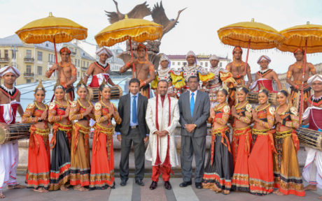 [:en]Culture shared with Minsk[:ru]Наша Культура в Минском[:SI]අපේ සංස්කෘතිය මින්ස්ක් නගරයේදී..[:]