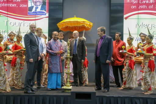 [:en]Gala Banquet at Ramada[:ru]Гала Банкет в Киев Ramada[:SI]ශ්‍රීලංකා රාත්‍රීය රාමාඩා හෝටලයේදී..[:]