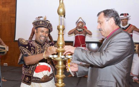 [:en]Sri Lankan Night at Lotte[:ru]Вечер Шри-Ланки в Lotte[:SI]මුළු රටම ආපහු පිබිදිලා….[:]
