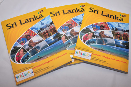 [:en]Presentation Guide Book[:ru]Презентация путеводителя[:SI]සංචාරක මාර්ගෝපදේශ පොත ඉදිරිපත් කිරීම[:]