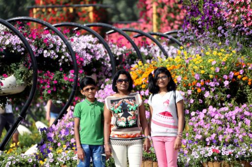 [:en]Dubai Miracle Garden[:ru]Дубайский чудо-сад[:SI]ඩුබායි ආශ්චර්යය මල් උද්‍යානය[:]