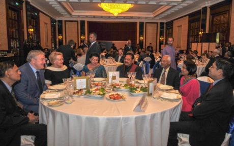 [:en]Reception at Intercontinental[:ru]Официальная Прием Посла[:SI]තානාපතිගේ නිල පිළිගැනීමේ [:]