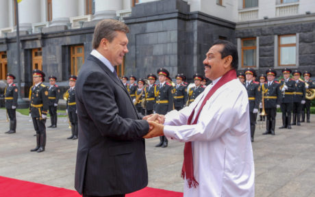 [:en]Official Welcoming Ceremony[:ru]Официальная церемония[:SI]නිල පිළිගැනීමේ උත්සවය[:]