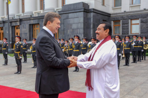 [:en]Official Welcoming Ceremony[:ru]Официальная церемония[:SI]නිල පිළිගැනීමේ උත්සවය[:]