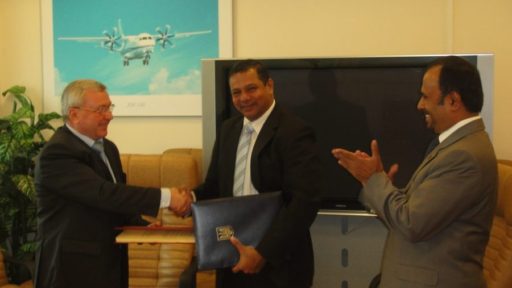 [:en]Minister of Civil Aviation-Kiev[:ru]Министр авиации в Украине[:SI]ගුවන් සේවා ගිවිසුම අත්සන් කිරීම[:]