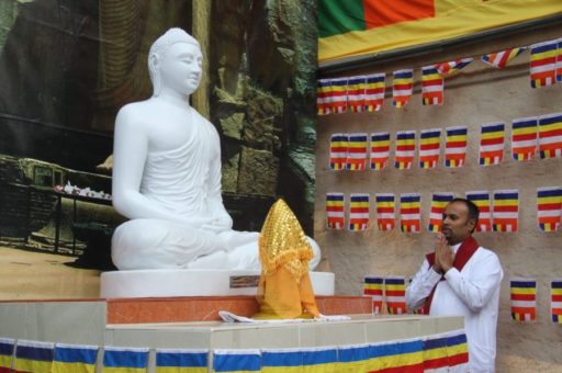 [:en]Pirith Ceremony in Moscow[:ru]Религиозная церемония[:SI]පිරිත් සංගායනාව රුසියාවේ..[:]