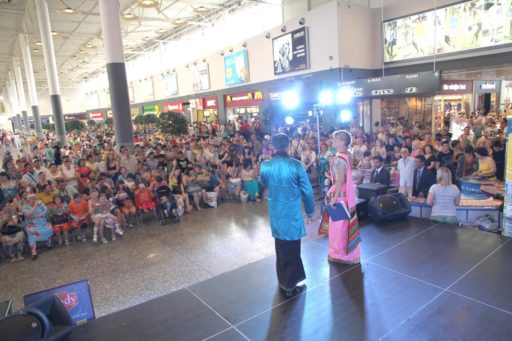 [:en]Grandeur at the “Mega”[:ru]Грандиозность в Меге[:SI]මෙගා මොස්කව් හි උත්සවාකාරයෙන්[:]