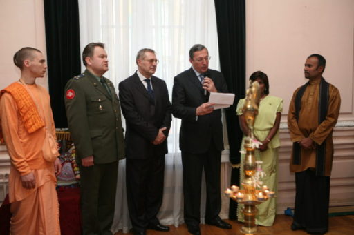 [:en]Independence Day Celebration[:ru]Прием 60-ю Дня Независимости[:SI]60 වන නිදහස් දින සැමරුම[:]