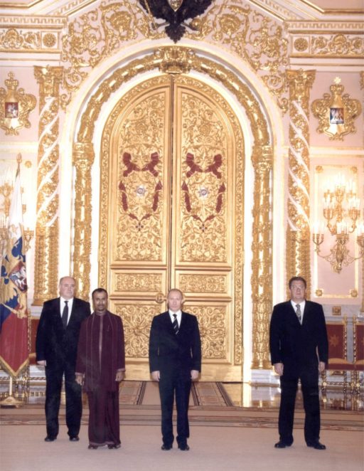 [:en]Credentials to President Putin[:ru]Верительные грамоты Путину[:SI]ජනාධිපති පුටින් වෙත අක්තපත්‍ර භාරදීම[:]