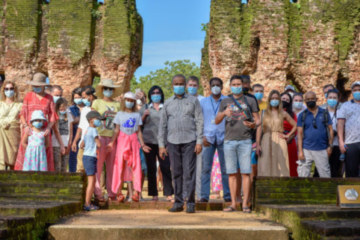 [:en]Udayanga goes to Polonnaruwa with 45 from Ukraine[:ru]Удаянга отправляется в Полоннаруву с 45 из Украины[:SI]යුක්‍රේනයේ 45 ක් සමග උදයංග පොළොන්නරු යයි[:]